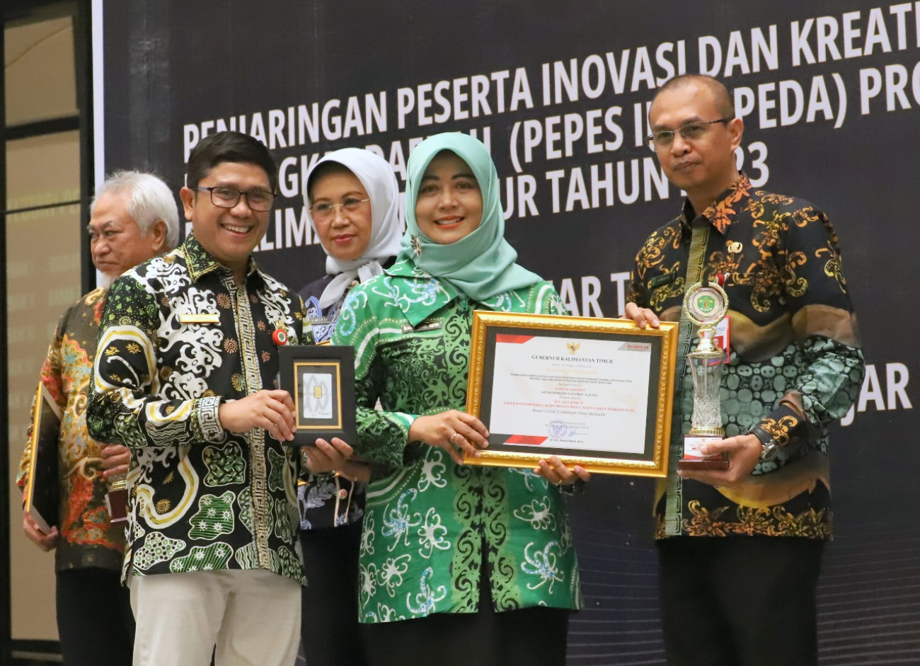 Si Calo Kebun Raih Penghargaan Lomba Inovasi Pepes Ikan Peda Tahun 2023