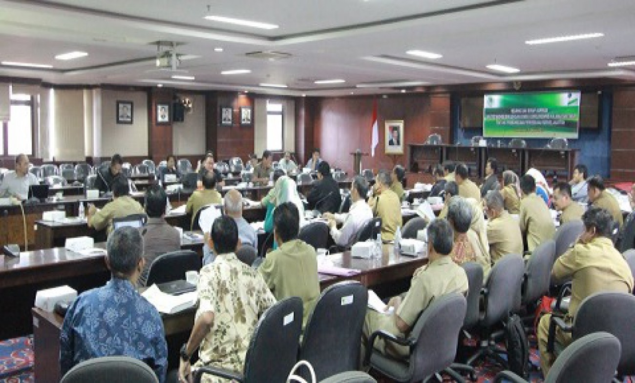 Raperda Perkebunan Benteng Perekomomian Berkelanjutan