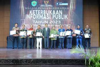 Disbun Peringkat 1 Badan Publik Informatif Tahun 2023